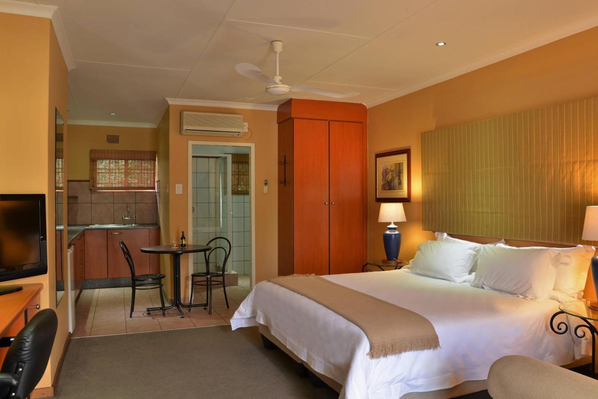 Protea Hotel By Marriott Polokwane Ranch Resort Bagian luar foto