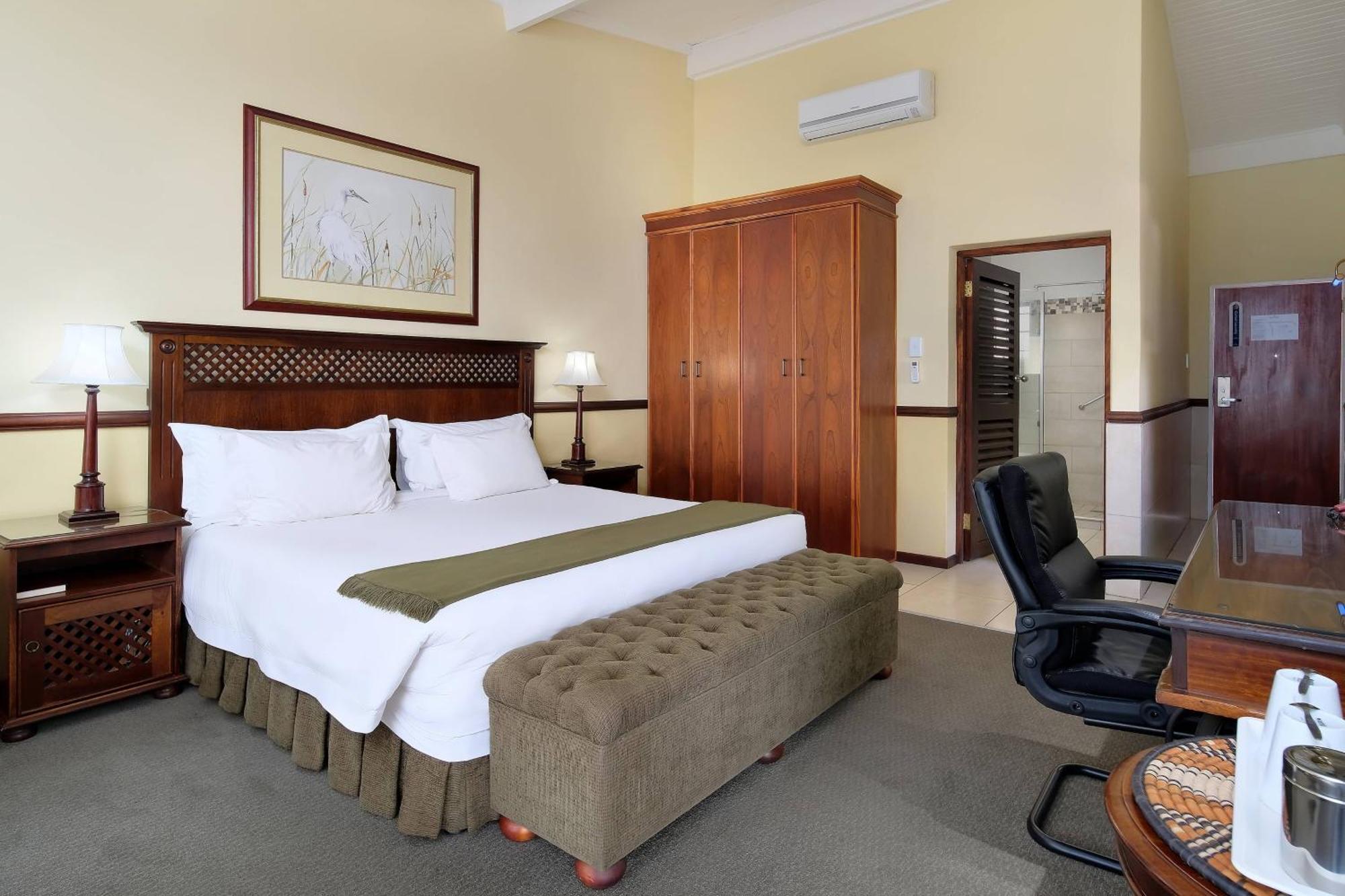 Protea Hotel By Marriott Polokwane Ranch Resort Bagian luar foto