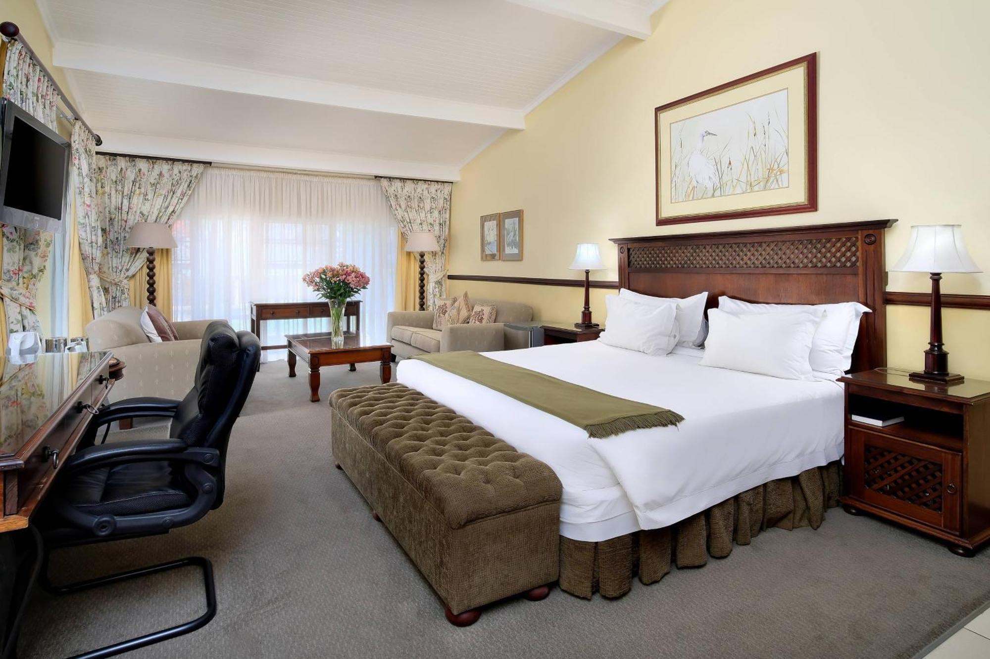 Protea Hotel By Marriott Polokwane Ranch Resort Bagian luar foto