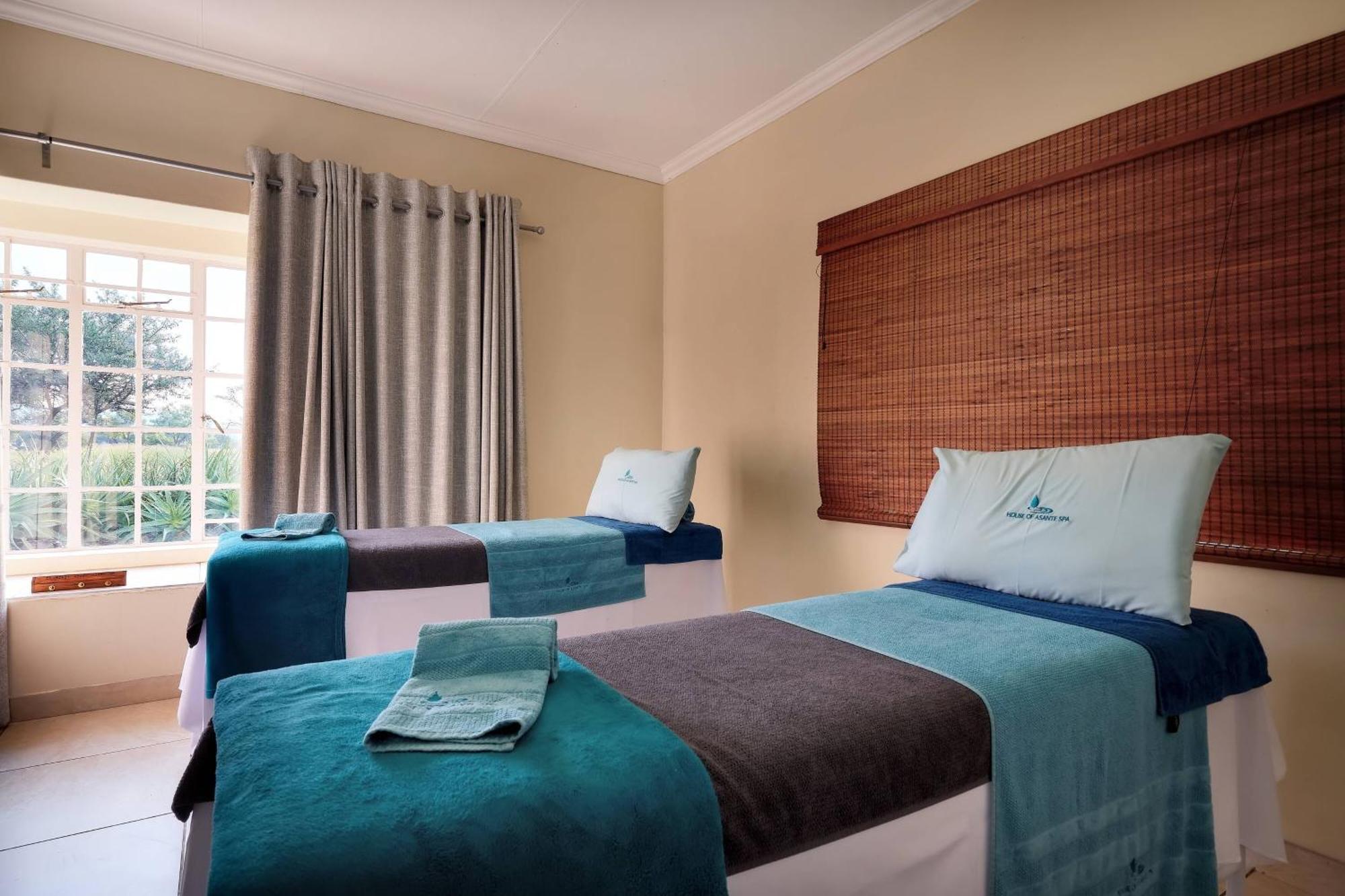 Protea Hotel By Marriott Polokwane Ranch Resort Bagian luar foto
