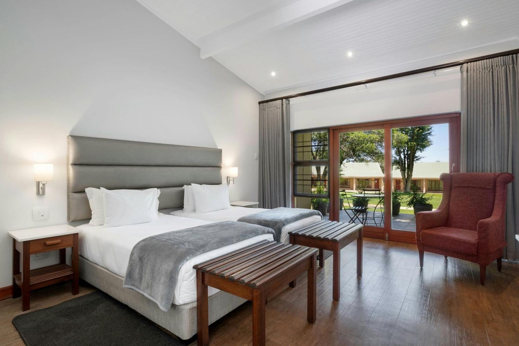 Protea Hotel By Marriott Polokwane Ranch Resort Bagian luar foto