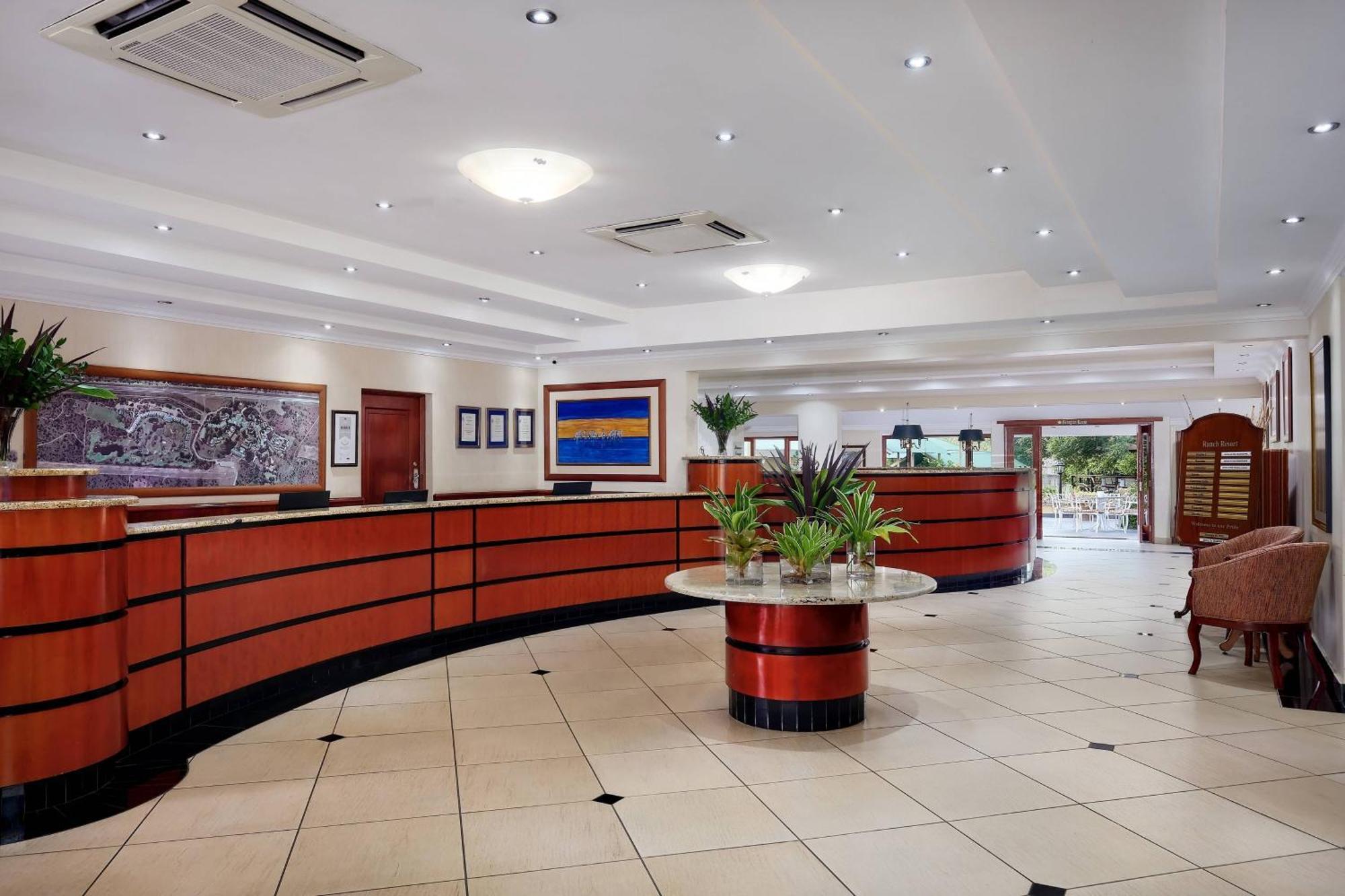Protea Hotel By Marriott Polokwane Ranch Resort Bagian luar foto
